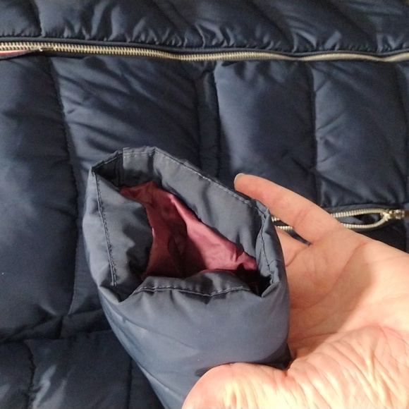 Tommy Hilfiger blue quilted mid length winter coat. Small - Picture 9 of 13